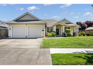 3528 BERKSHIRE St, Eugene, OR 97401