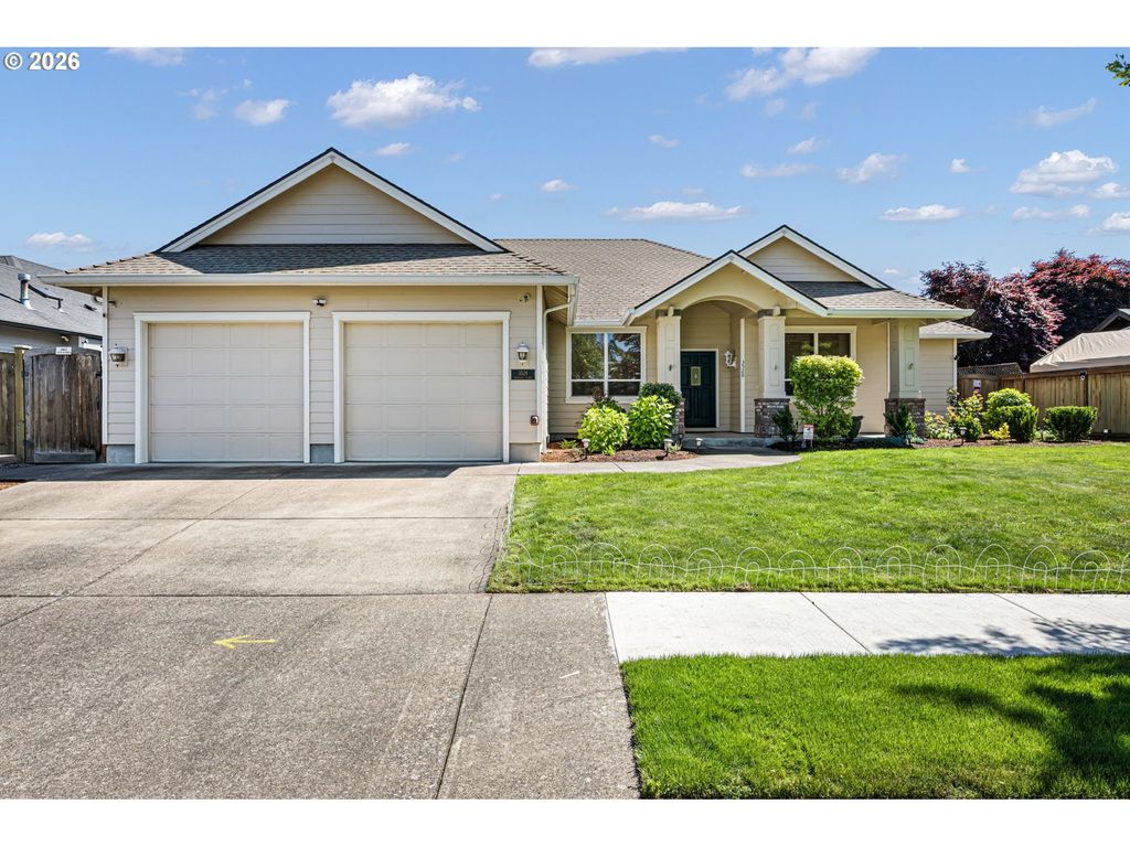 3528 BERKSHIRE St, Eugene, OR 97401
