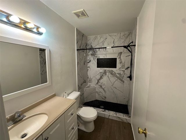 6814 Cheshire Park Road, Houston, TX 77088