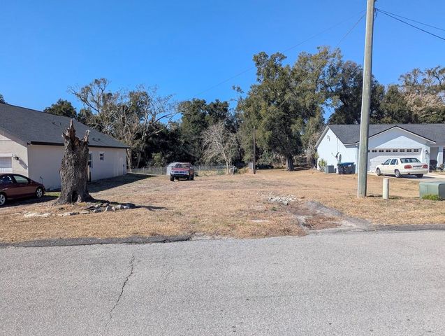 152 SAUNDERS STREET, Apopka, FL 32703