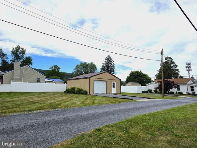 200 4TH ST, Enola, PA 17025