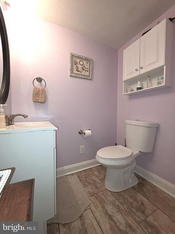 200 4TH ST, Enola, PA 17025