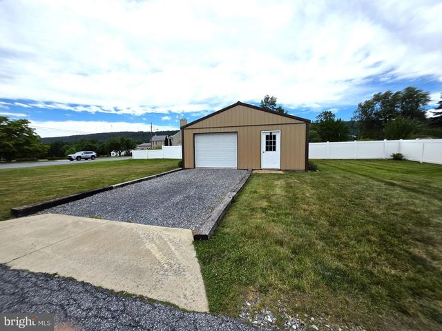 200 4TH ST, Enola, PA 17025