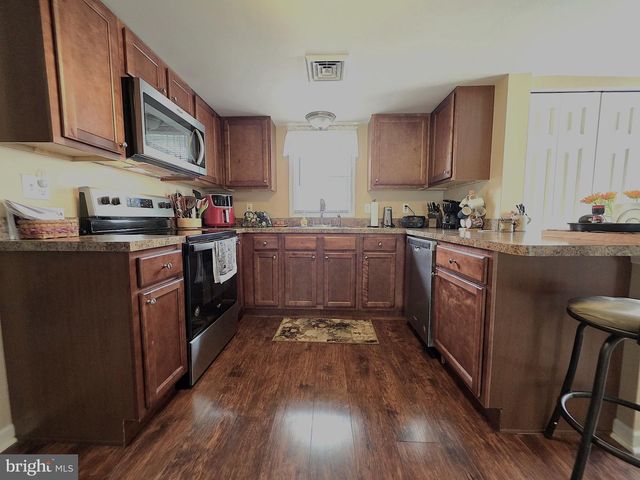 200 4TH ST, Enola, PA 17025