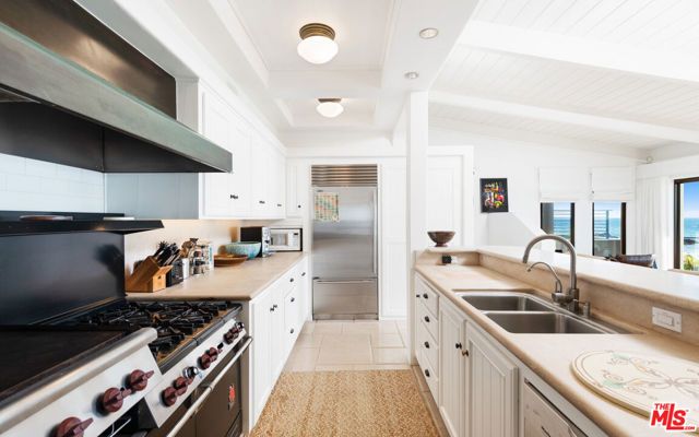 31952 Pacific Coast Highway, Malibu, CA 90265