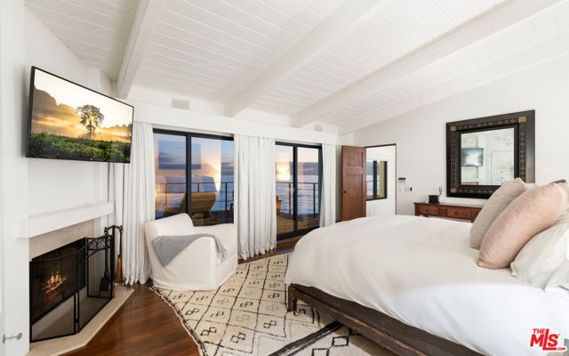31952 Pacific Coast Highway, Malibu, CA 90265
