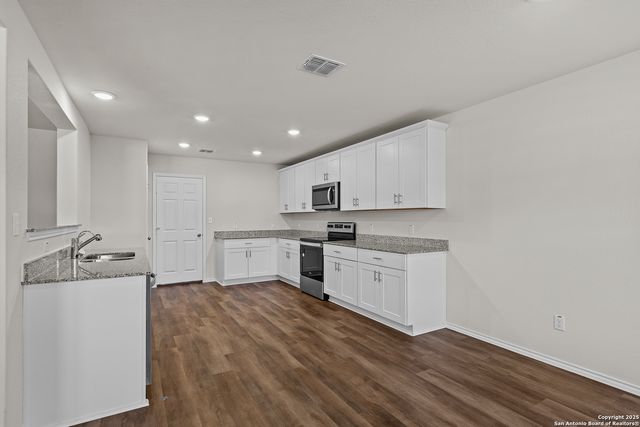 5136 Bay Breeze, San Antonio, TX 78245