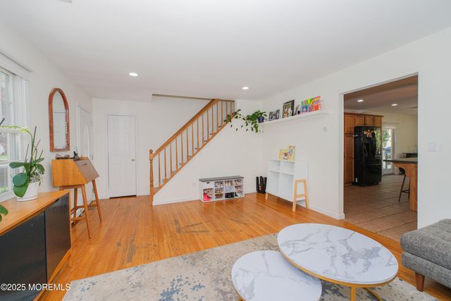 209 Woodcrest Road, Oakhurst, NJ 07755