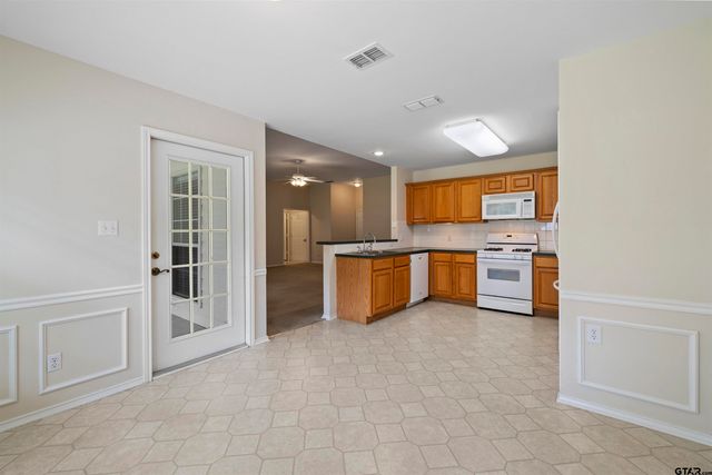 1807 Onyx Cove, Whitehouse, TX 75791