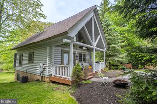 65 VILLAGE DR #6, Oakland, MD 21550