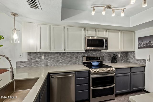 4330 N 5TH Avenue 213, Phoenix, AZ 85013