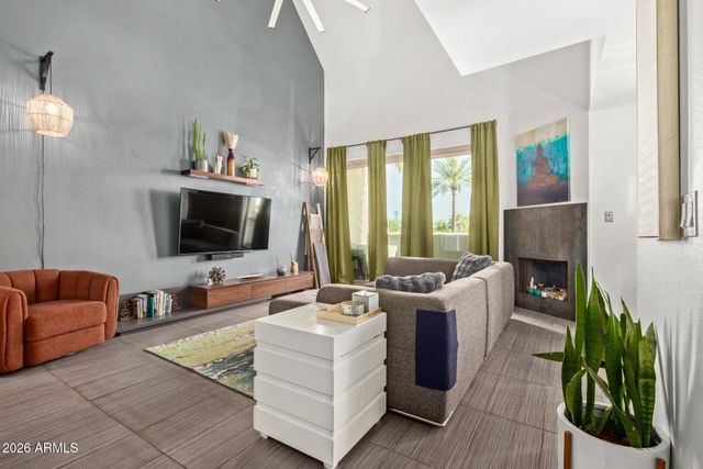 4330 N 5TH Avenue 213, Phoenix, AZ 85013