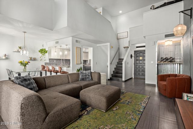 4330 N 5TH Avenue 213, Phoenix, AZ 85013