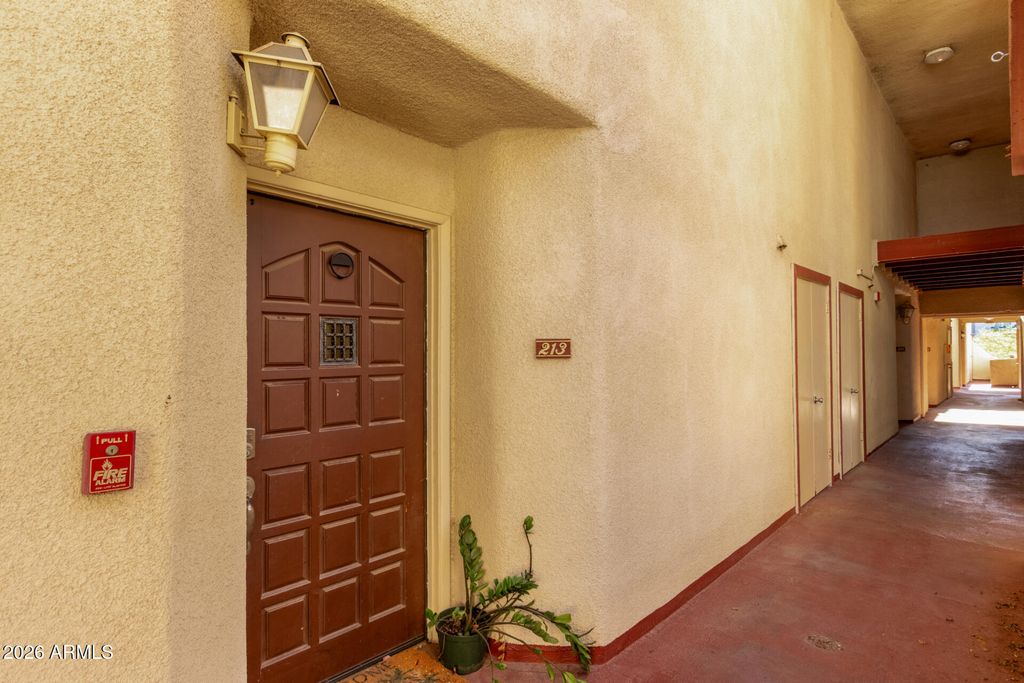 4330 N 5TH Avenue 213, Phoenix, AZ 85013 — photo 3
