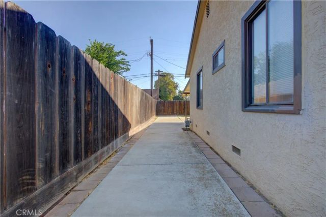 1690 Almond Avenue, Merced, CA 95341