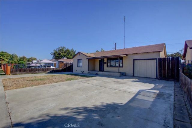1690 Almond Avenue, Merced, CA 95341
