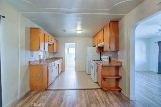 1690 Almond Avenue, Merced, CA 95341