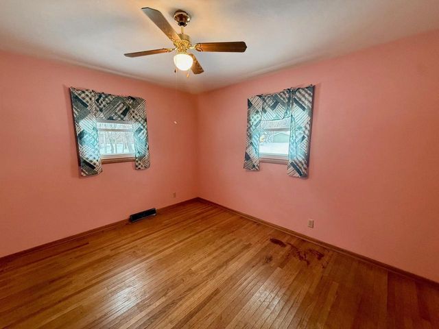 10622 N Oakway Lane, Edgerton, WI 53534