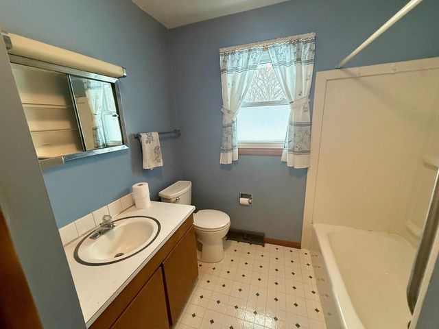 10622 N Oakway Lane, Edgerton, WI 53534