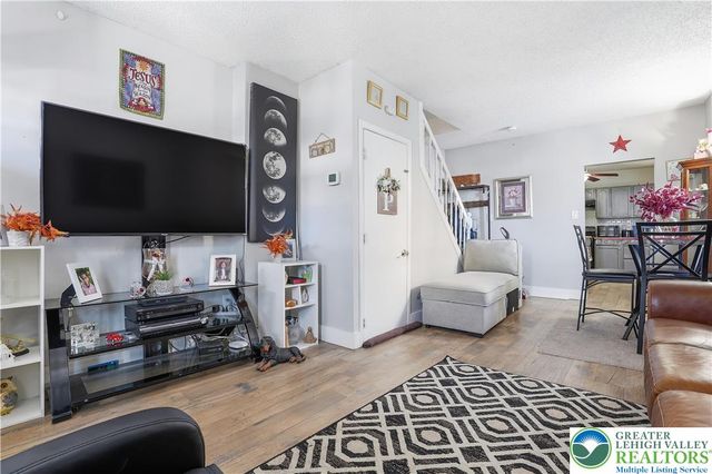 826 Cherokee Street, Fountain Hill Boro, PA 18015