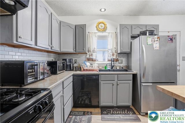 826 Cherokee Street, Fountain Hill Boro, PA 18015