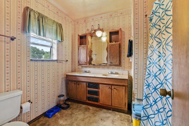 25172 US Highway 377, Whitesboro, TX 76273