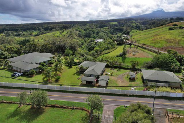 1525 Kaupakalua Rd, Haiku, HI 96708
