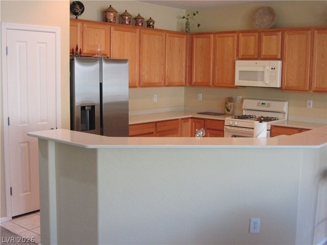 2463 Moonlight Valley Avenue, Henderson, NV 89044