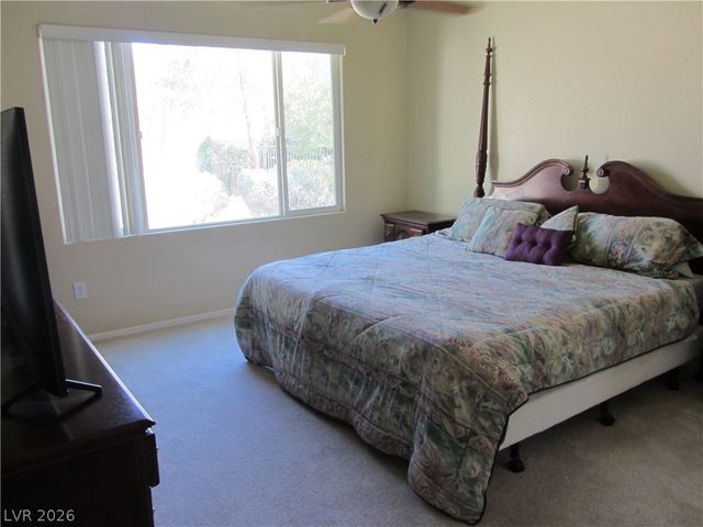 2463 Moonlight Valley Avenue, Henderson, NV 89044
