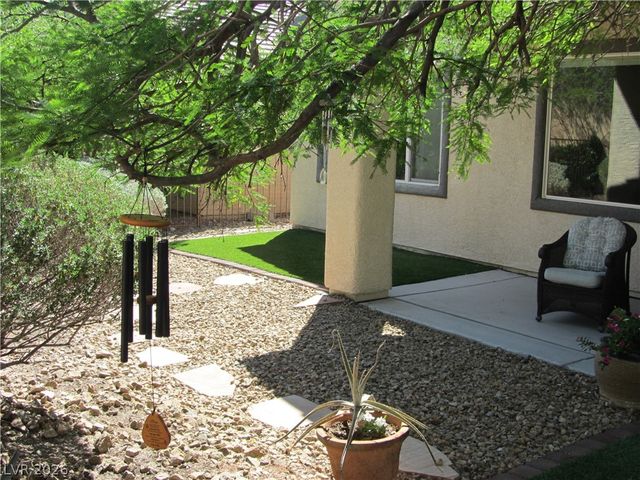 2463 Moonlight Valley Avenue, Henderson, NV 89044