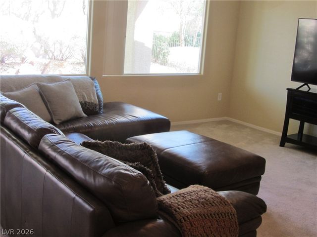 2463 Moonlight Valley Avenue, Henderson, NV 89044