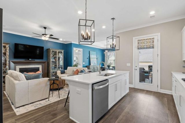 109 Ivey Way, Woodstock, GA 30188