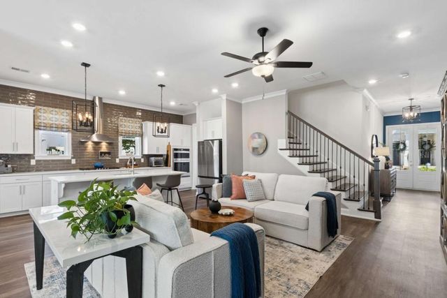 109 Ivey Way, Woodstock, GA 30188