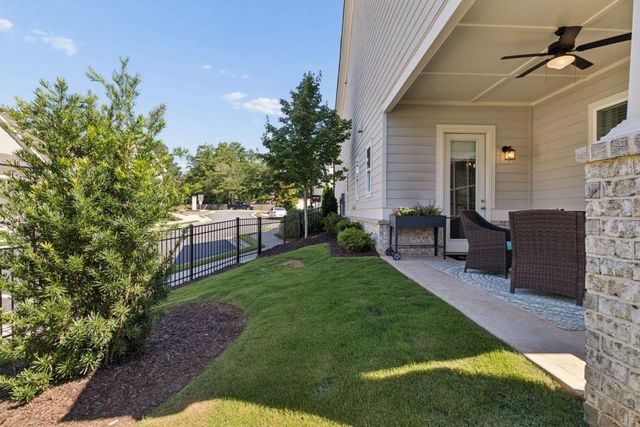 109 Ivey Way, Woodstock, GA 30188