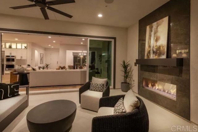2570 WOODLAND HEIGHTS GLEN, Escondido, CA 92026