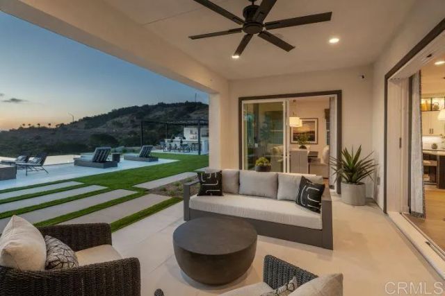 2570 WOODLAND HEIGHTS GLEN, Escondido, CA 92026