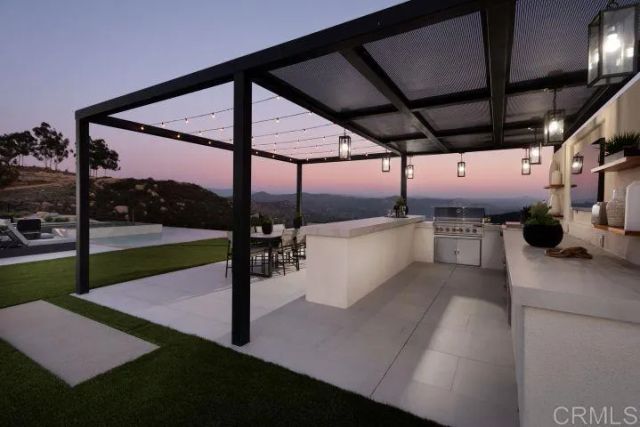 2570 WOODLAND HEIGHTS GLEN, Escondido, CA 92026