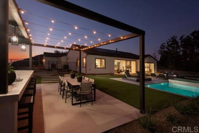 2570 WOODLAND HEIGHTS GLEN, Escondido, CA 92026