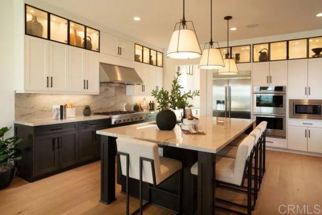 2570 WOODLAND HEIGHTS GLEN, Escondido, CA 92026