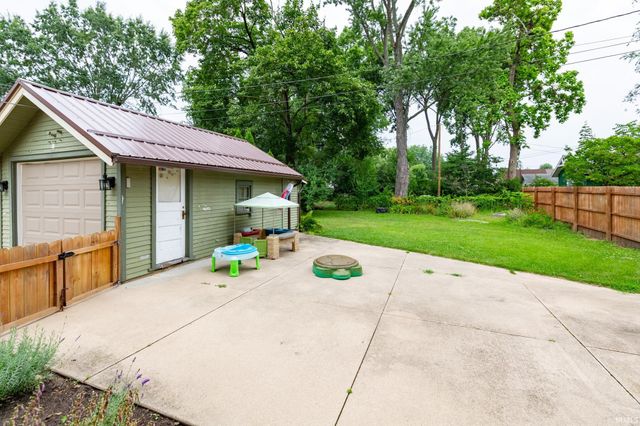 1620 Wood Street, Elkhart, IN 46516