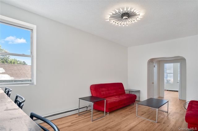 211 Kosciuszko Street 3, Brooklyn, NY 11216
