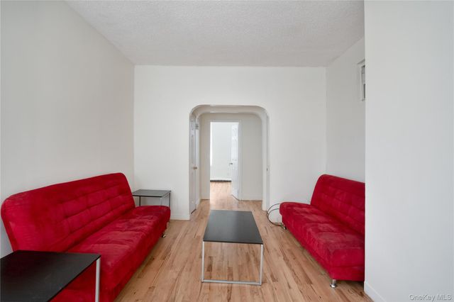211 Kosciuszko Street 3, Brooklyn, NY 11216
