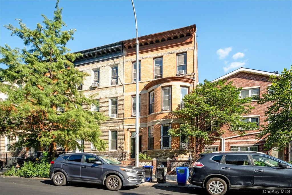 211 Kosciuszko Street 3, Brooklyn, NY 11216