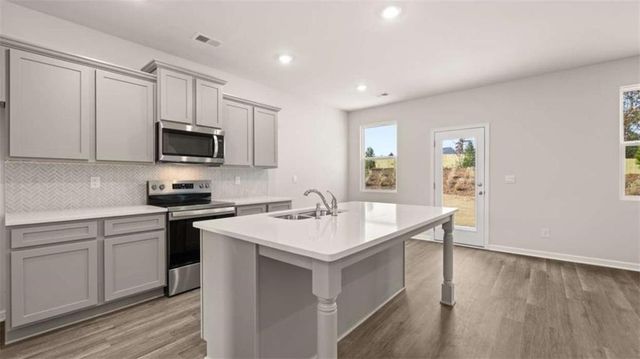 211 Bristol Boulevard, Winder, GA 30680