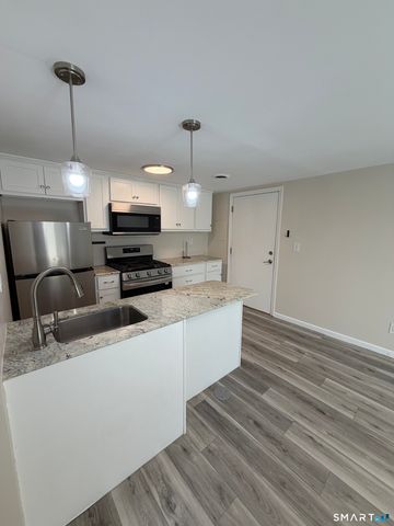 267 Branford Road 203, North Branford, CT 06471