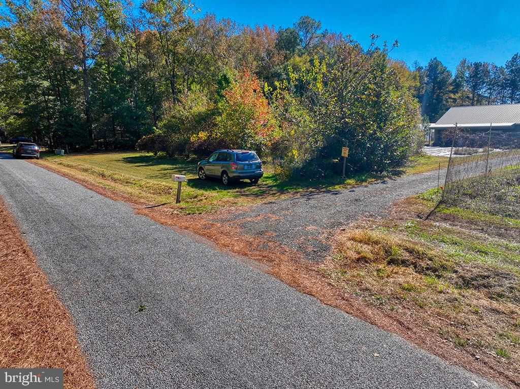 Image 2 of property listing at 30402 JAY PATCH RD, Selbyville, DE 19975