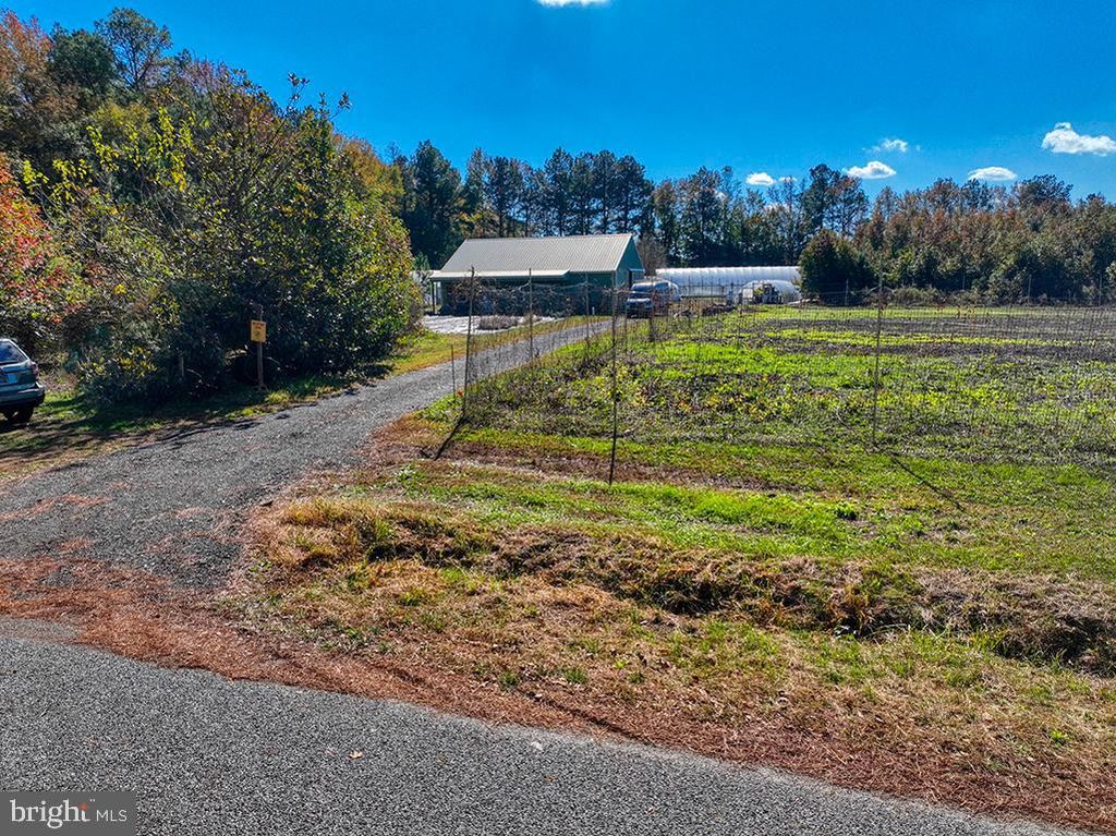 Image 3 of property listing at 30402 JAY PATCH RD, Selbyville, DE 19975