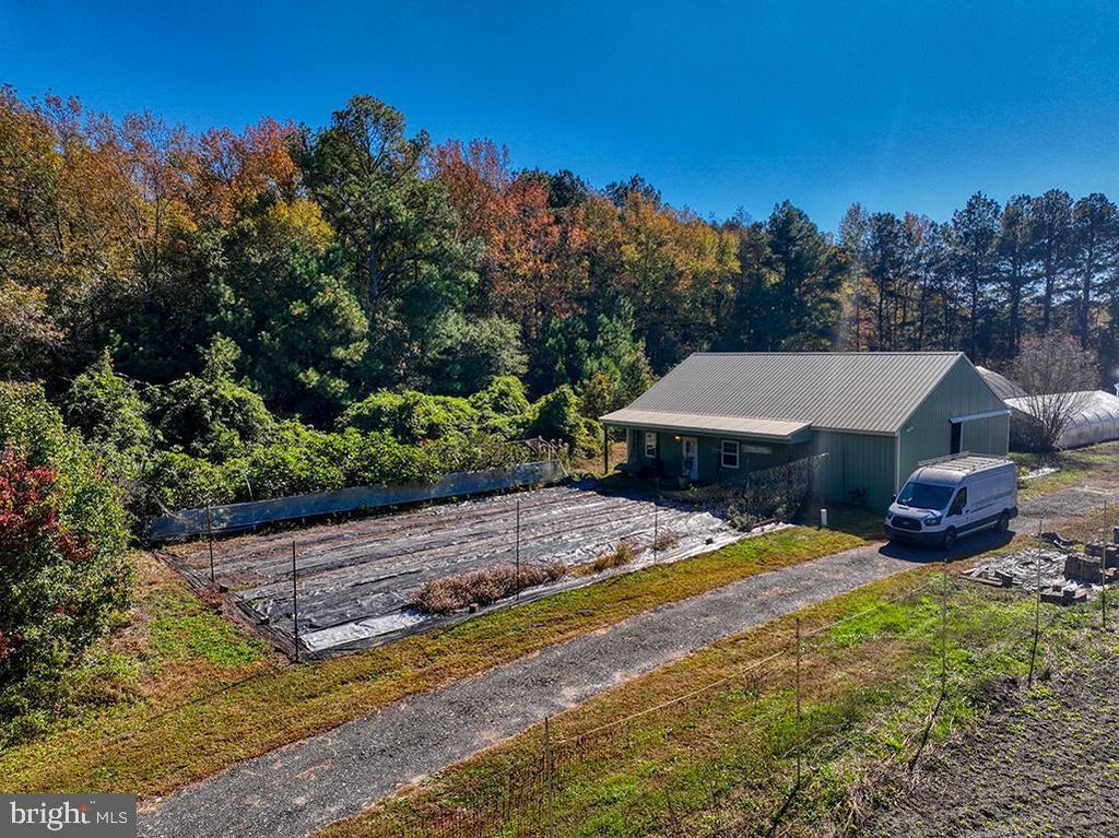 Image 5 of property listing at 30402 JAY PATCH RD, Selbyville, DE 19975