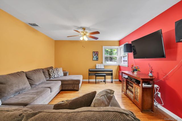 202B 1st Street, East Northport, NY 11731
