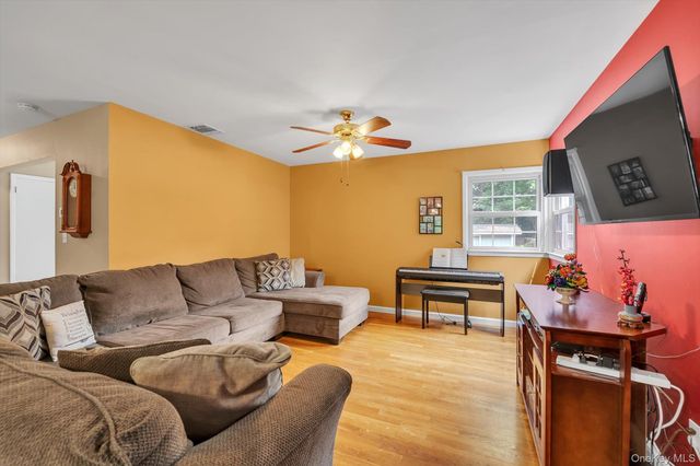 202B 1st Street, East Northport, NY 11731